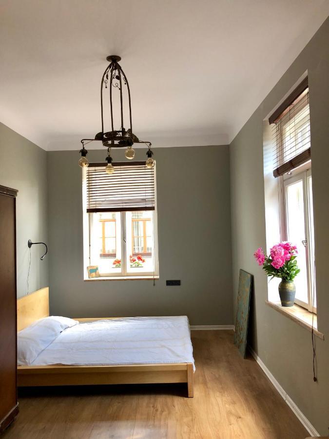 Bohemian Apartment In The Heart Of Old Ventspils City Ngoại thất bức ảnh